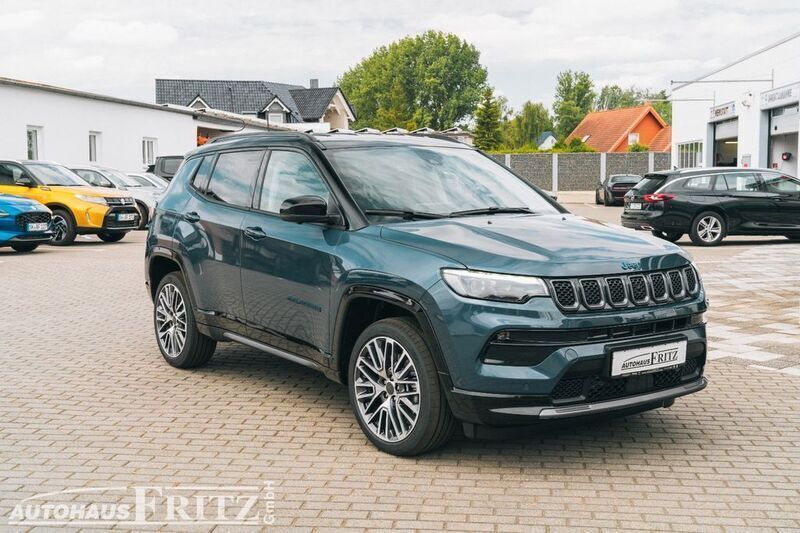 Weiß Neu 2025 Jeep Compass Summit SUV | 40.870 € (Guter Preis) - Bild 1/4