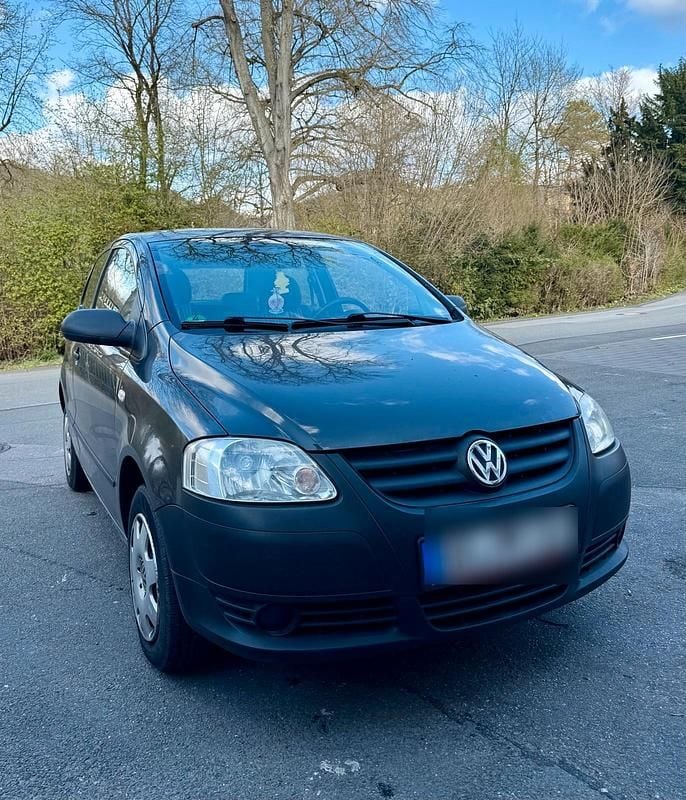 Gebraucht VW Fox 55 PS (40 kW) 2006 Grau Kleinwagen