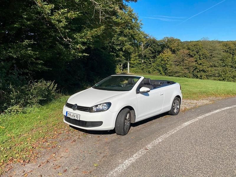 Gebraucht VW Golf 105 PS (77 kW) 2011 Weiß Cabrio