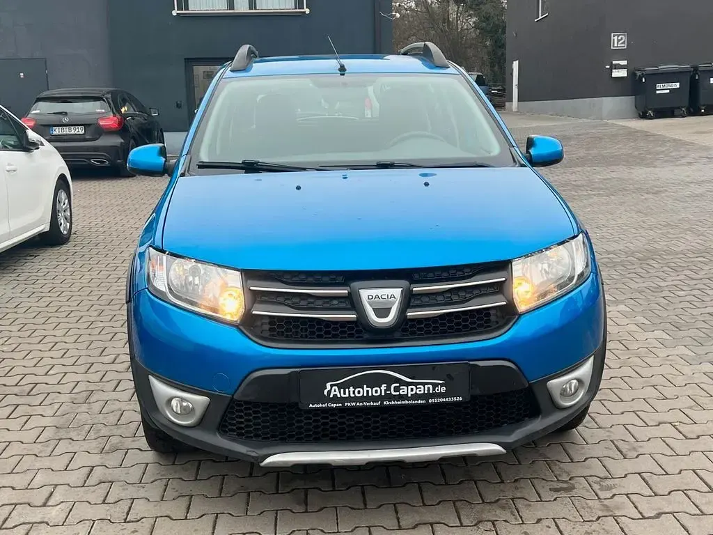 Gebraucht Dacia Sandero Prestige 90 PS (66 kW) 2015 Blau sky Limousine