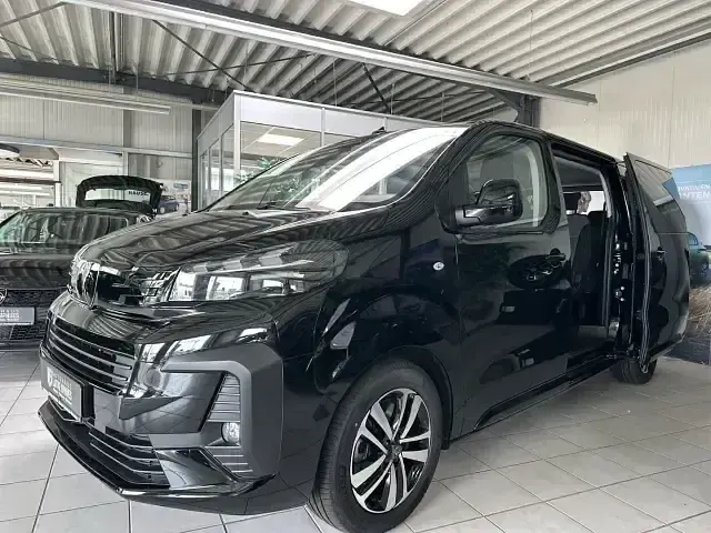 Neu Peugeot Traveller Active 180 PS (132 kW) 2026 Schwarz Van / Kleinbus