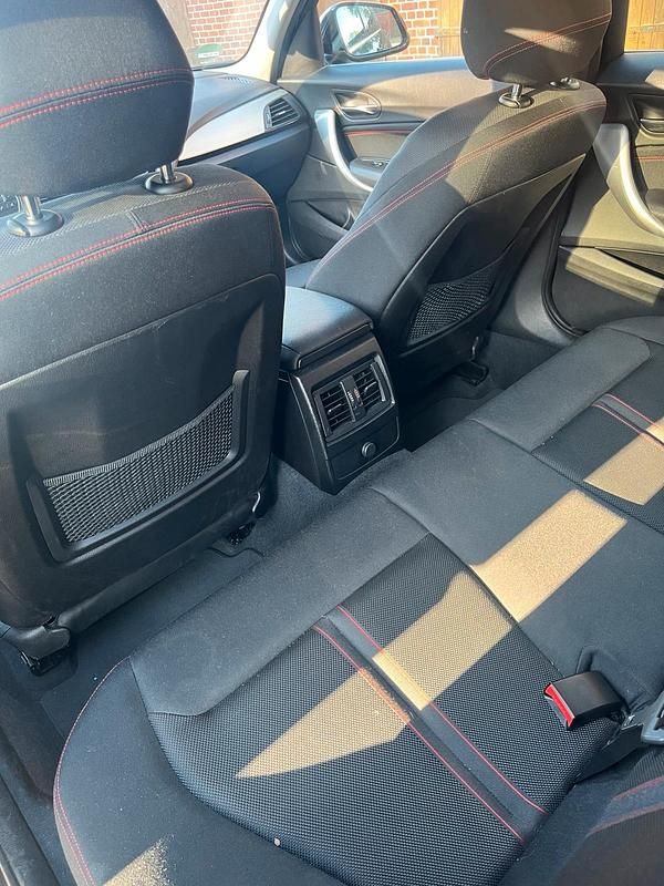 Gebraucht BMW 120 190 PS (139 kW) 2016 Schwarz Kleinwagen