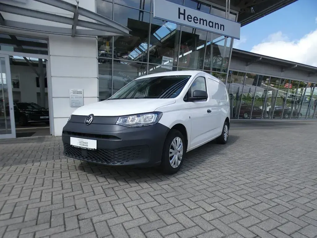 Gebraucht VW Caddy Maxi 122 PS (89 kW) 2022 Weiß Van / Kleinbus