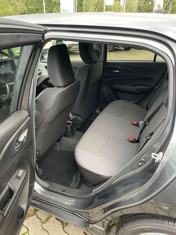 Neu Suzuki Swift Comfort 83 PS (61 kW) 2025 Rot Kleinwagen