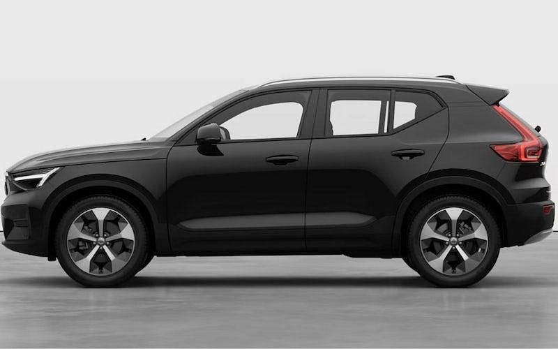 Neu Volvo XC40 Core 163 PS (119 kW) 2026 Schwarz SUV