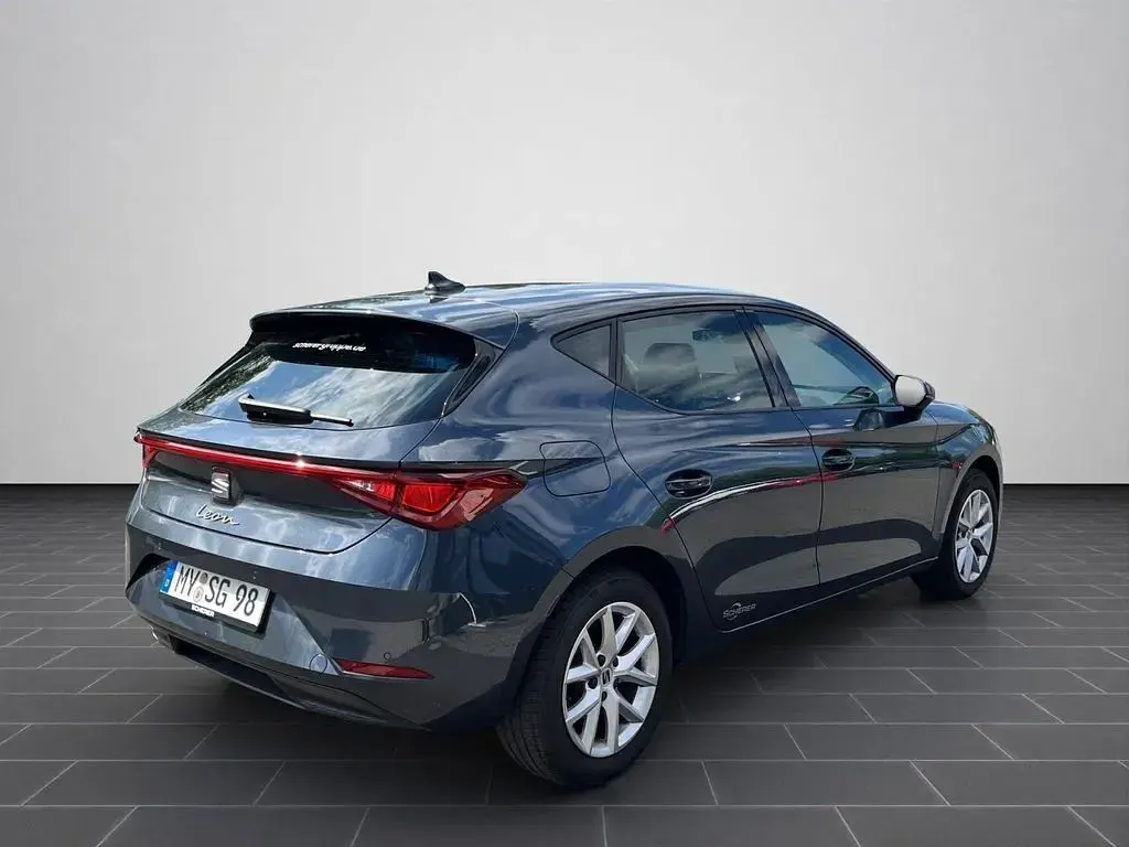 Gebraucht Seat Leon 116 PS (85 kW) 2026 Magnetic grau metallic (metallic) Limousine