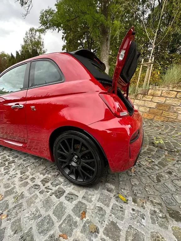 Gebraucht Abarth 595C 165 PS (121 kW) 2022 Rot Cabrio