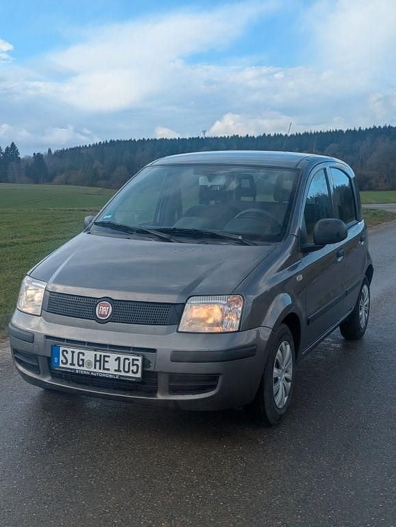 Gebraucht Fiat Panda 69 PS (50 kW) 2012 Grau Kleinwagen