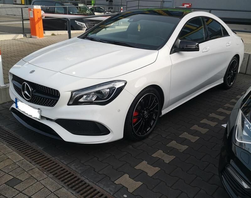 Weiß Gebraucht 2019 Mercedes CLA250 Limousine | 26.000 € (Fairer Preis) - Bild 1/4