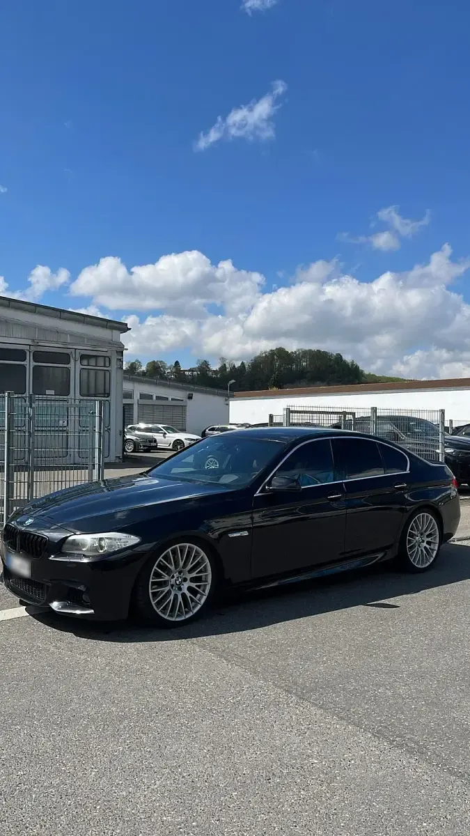 Gebraucht BMW 530 Performance 245 PS (180 kW) 2011 Schwarz Limousine