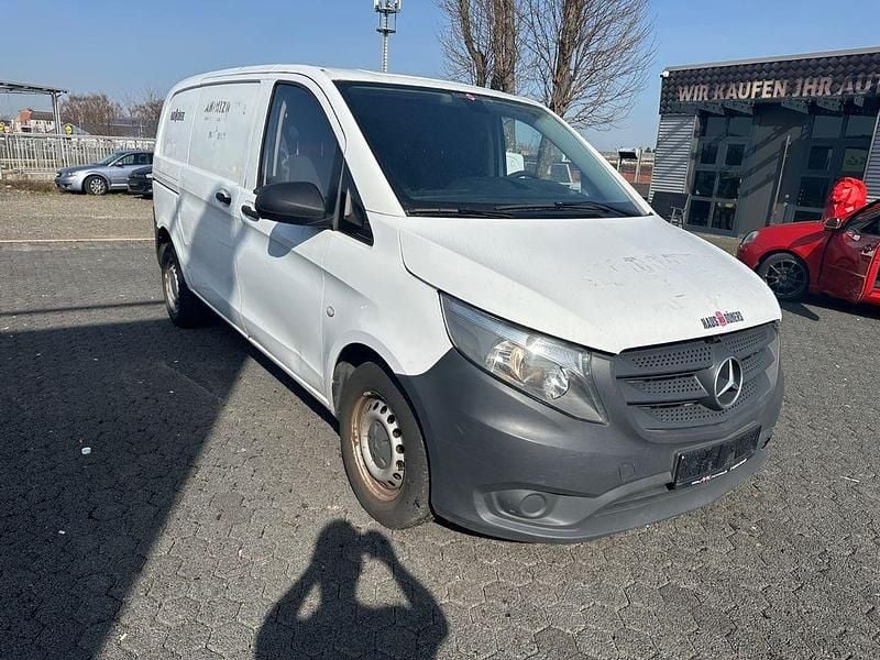 Gebraucht Mercedes Vito 114 PS (83 kW) 2016 Weiß Van