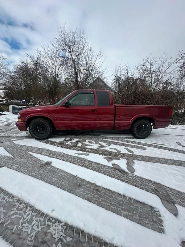 Gebraucht Chevrolet S10 197 PS (144 kW) 2000 Rot Pickup