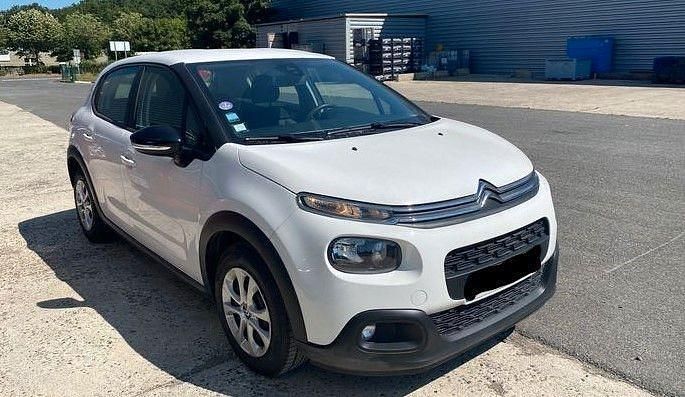 Weiß Gebraucht 2019 Citroën C3 Shine Kleinwagen | 9.900 € (Fairer Preis) - Bild 1/4
