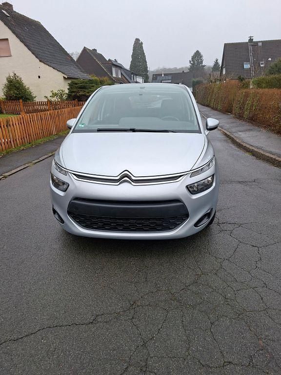 Silber Gebraucht 2013 Citroën C4 Picasso Attraction Van / Kleinbus | 5.250 € (Fairer Preis) - Bild 1/4