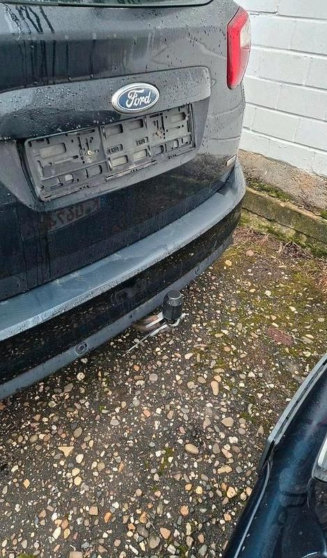 Gebraucht Ford C-MAX 95 PS (69 kW) 2012 Schwarz Van / Kleinbus