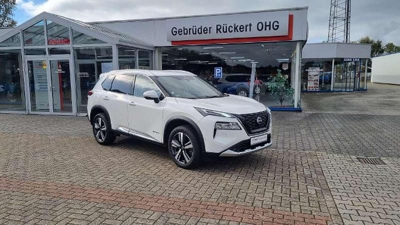 Solid white Gebraucht 2024 Nissan X-Trail Tekna SUV | 31.990 € (Guter Preis) - Bild 1/4