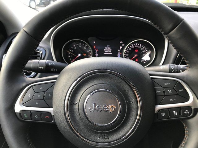 Gebraucht Jeep Compass Limited 170 PS (125 kW) 2017 Schwarz SUV