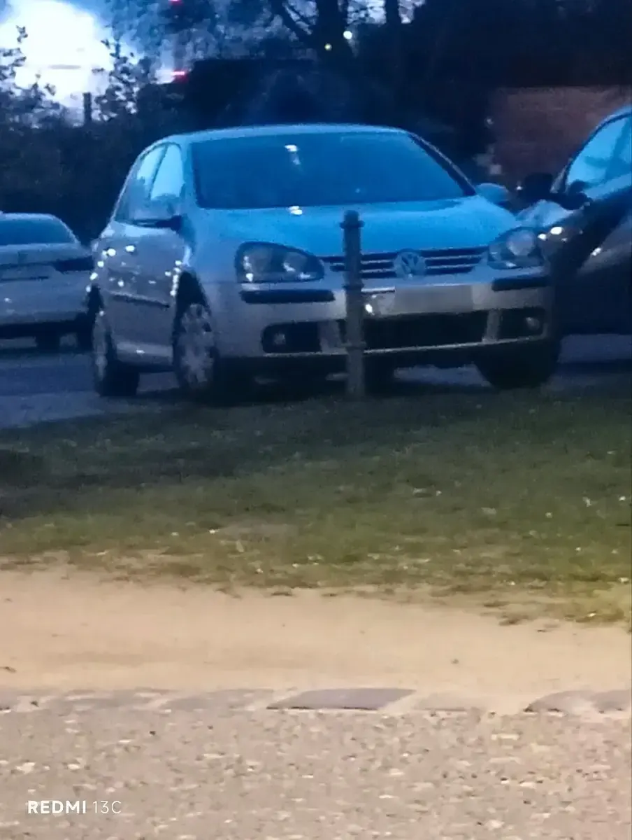 Gebraucht VW Golf V 105 PS (77 kW) 2004 Silber Kleinwagen