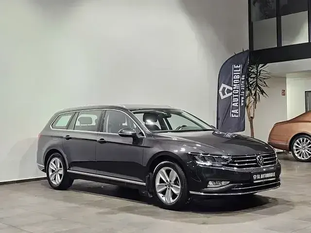 Gebraucht VW Passat Sport 200 PS (147 kW) 2024 Mangan grau (metallic) Kombi