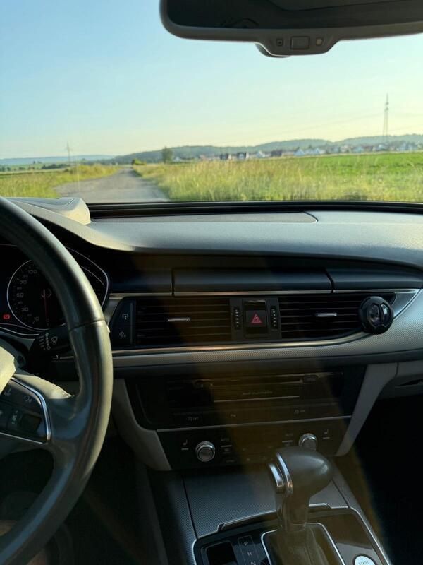 Blau Gebraucht 2012 Audi A6 Kombi | 12.000 € (Guter Preis) - Bild 1/4