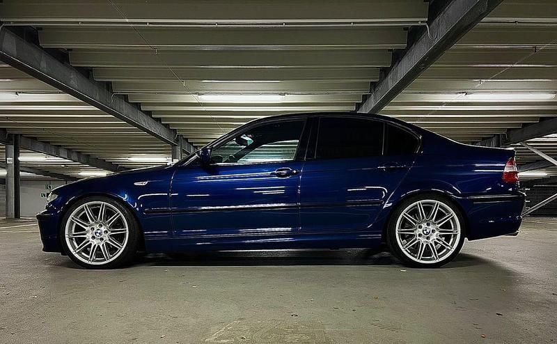 Blau Gebraucht 2003 BMW 330 M Sport Limousine | 11.500 € - Bild 1/4