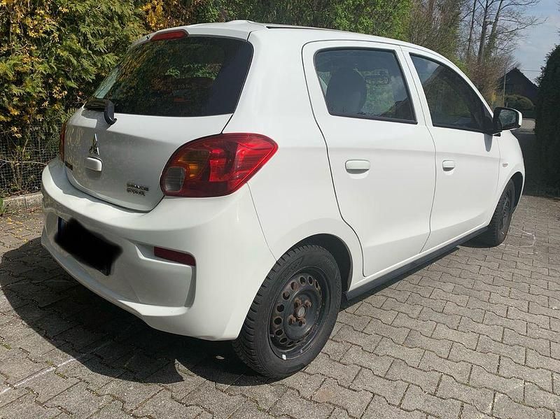 Gebraucht Mitsubishi Space Star 71 PS (52 kW) 2017 Weiß Kleinwagen