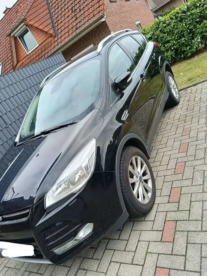 Gebraucht Ford Kuga 182 PS (133 kW) 2016 SUV