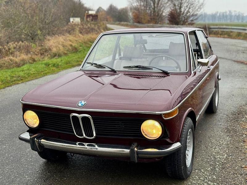 Second-hand BMW 2002 101 CP (74 kW) 1975 Roșu Berlinǎ