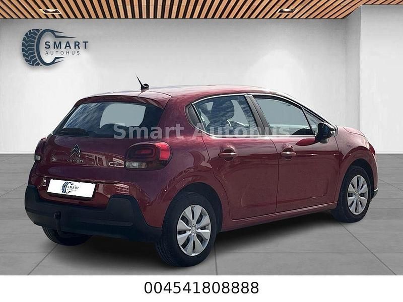 Usado Citroën C3 Feel 102 CV (75 kW) 2019 Rojo Utilitario