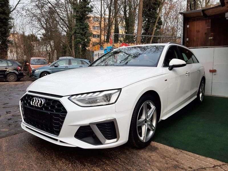 Weiß Gebraucht 2021 Audi A4 S-Line Kombi | 17.950 € (Fairer Preis) - Bild 1/4