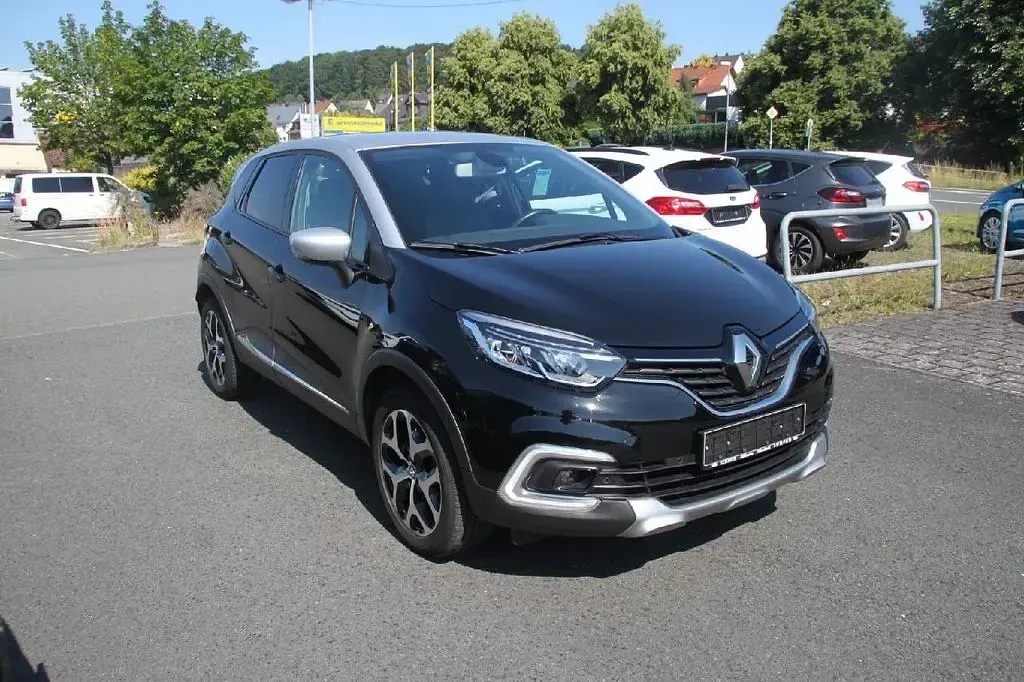 Gebraucht Renault Captur Crossborder 118 PS (86 kW) 2017 Schwarz gne + gray d69 SUV