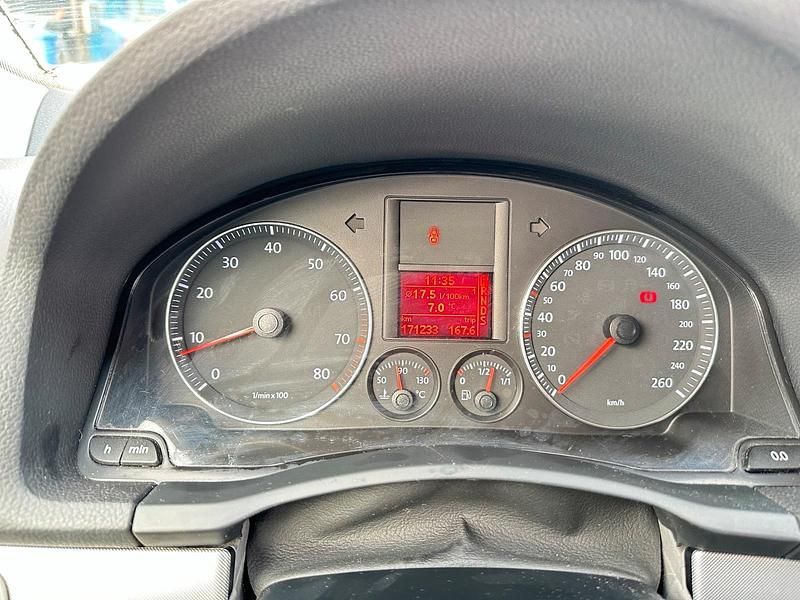 Gebraucht VW Jetta 152 PS (111 kW) 2007 Blau Limousine