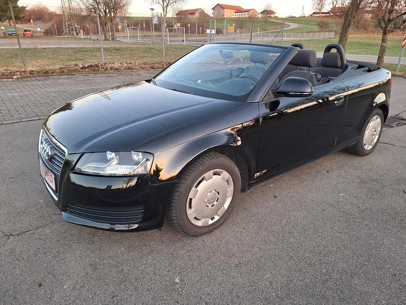 Gebraucht Audi A3 Cabriolet Attraction 102 PS (75 kW) 2009 Schwarz Cabrio