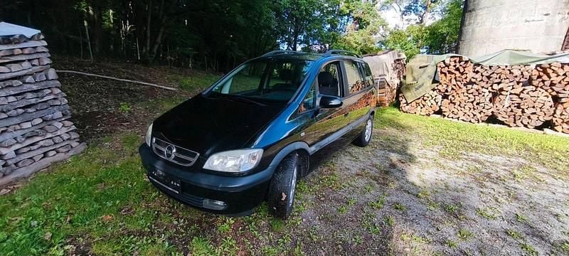 Schwarz Gebraucht 2003 Opel Zafira Van / Kleinbus | 600 € (Superpreis) - Bild 1/4
