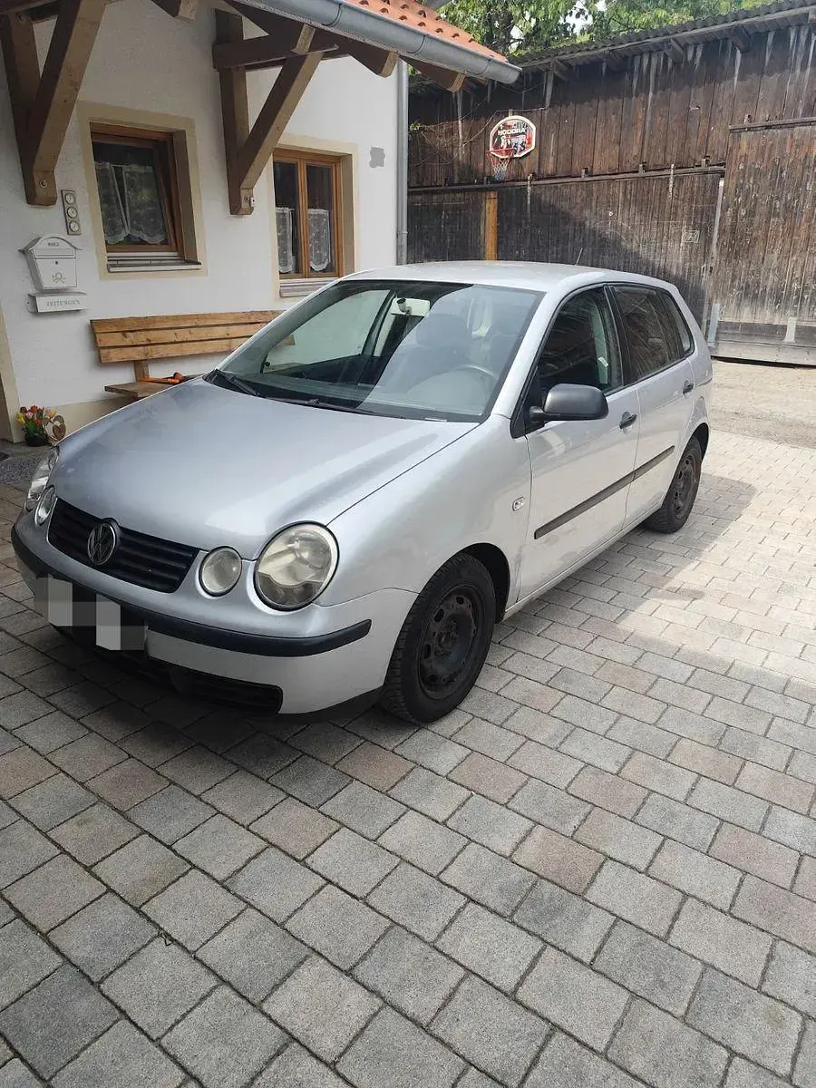 Gebraucht VW Polo Basis 64 PS (47 kW) 2003 Grau Limousine