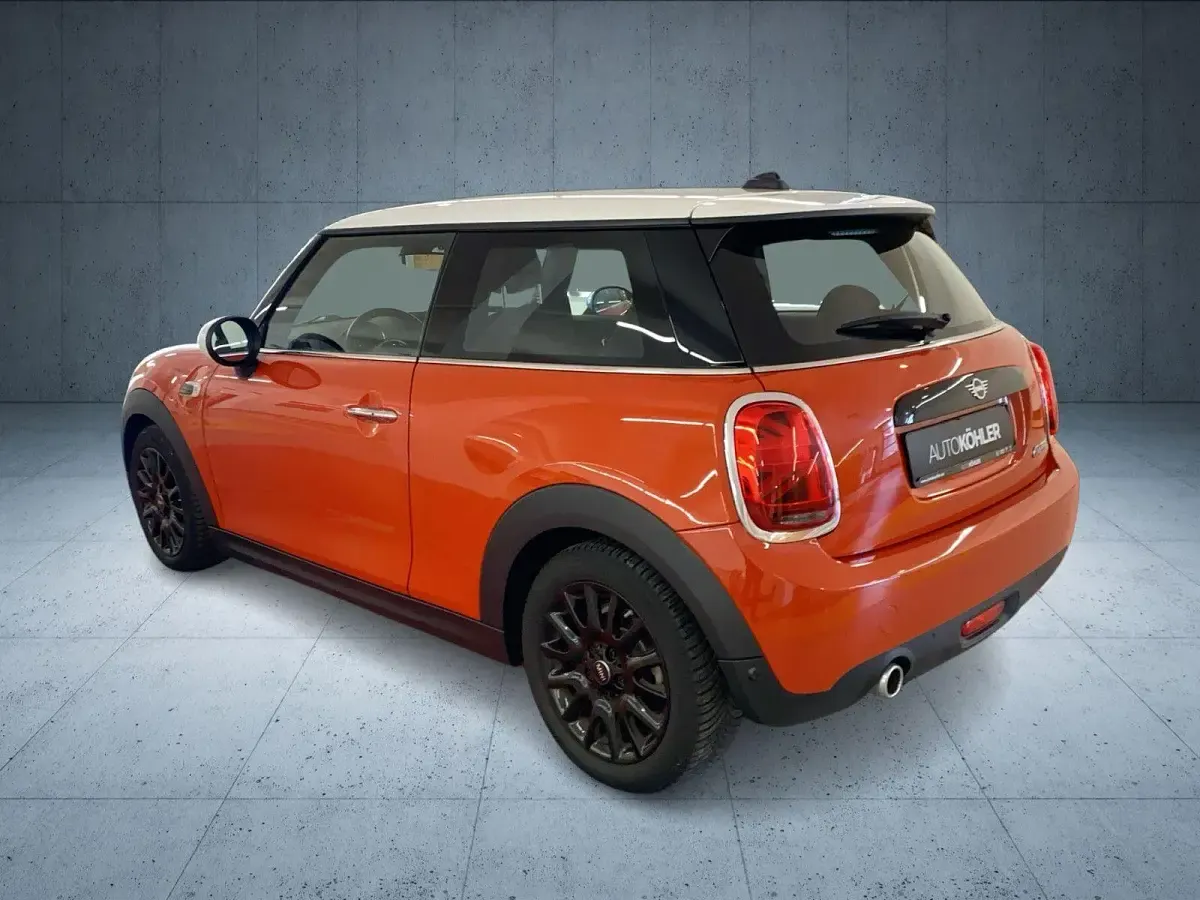 Gebraucht Mini Cooper 136 PS (100 kW) 2019 Orange Kleinwagen