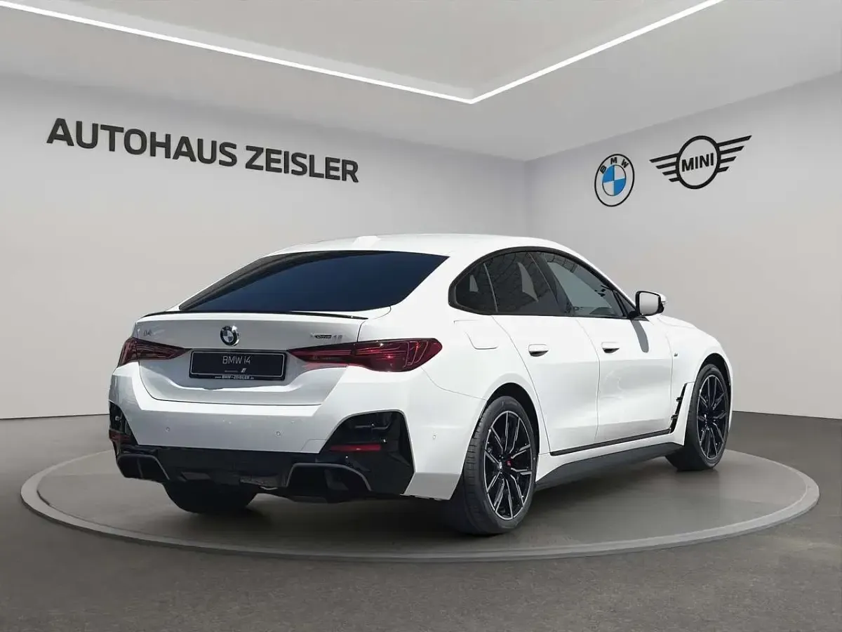 Neu BMW i4 Performance 294 kW (401 PS) 2025 Alpinweiß uni Limousine