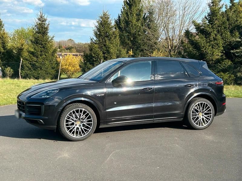 Second-hand Porsche Cayenne 462 CP (339 kW) 2019 Negru SUV