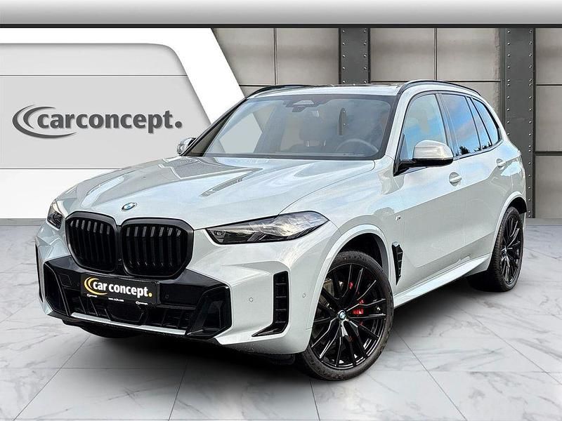 Grau Gebraucht 2025 BMW X5 M Sport SUV | 76.900 € (Etwas zu teuer) - Bild 1/4