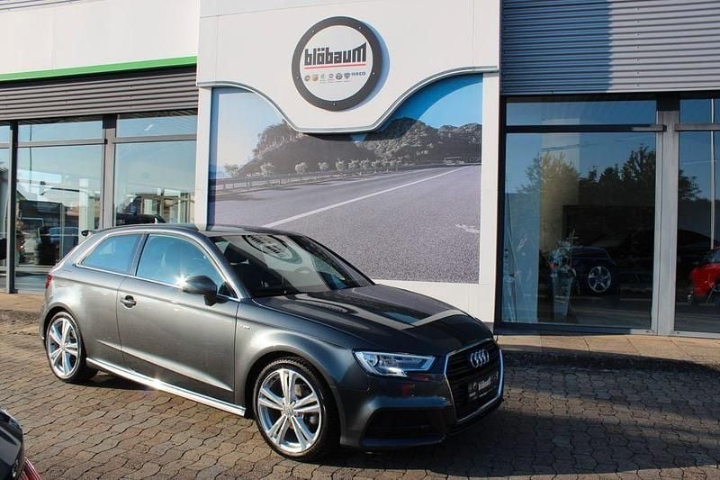 Grau Gebraucht 2017 Audi A3 S-Line Limousine | 20.699 € (Fairer Preis) - Bild 1/4