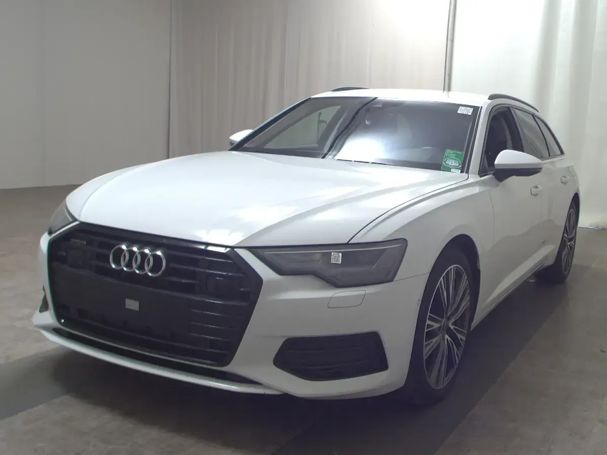 Usata Audi A6 Design 299 CV (219 kW) 2022 Bianco Station wagon