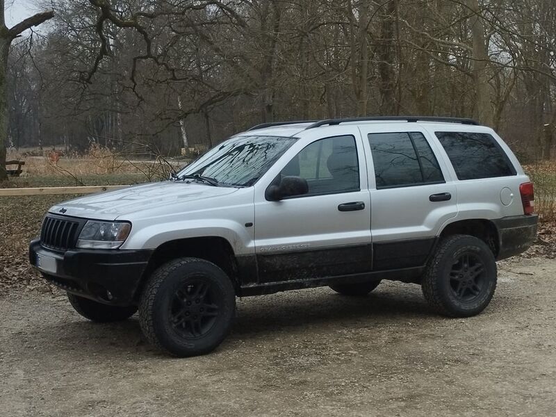 Silber Gebraucht 2004 Jeep Grand Cherokee Laredo SUV | 13.950 € (Etwas zu teuer) - Bild 1/4