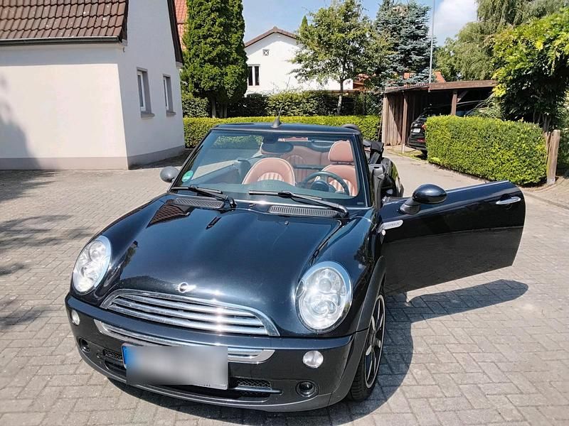 Schwarz Gebraucht 2008 Mini Cooper Cabriolet Cabrio | 5.200 € (Teuer) - Bild 1/4
