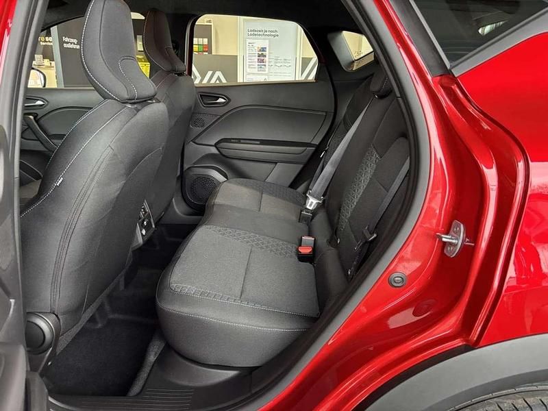 Neu Renault Captur Evolution 116 PS (85 kW) 2026 Dezirrot SUV