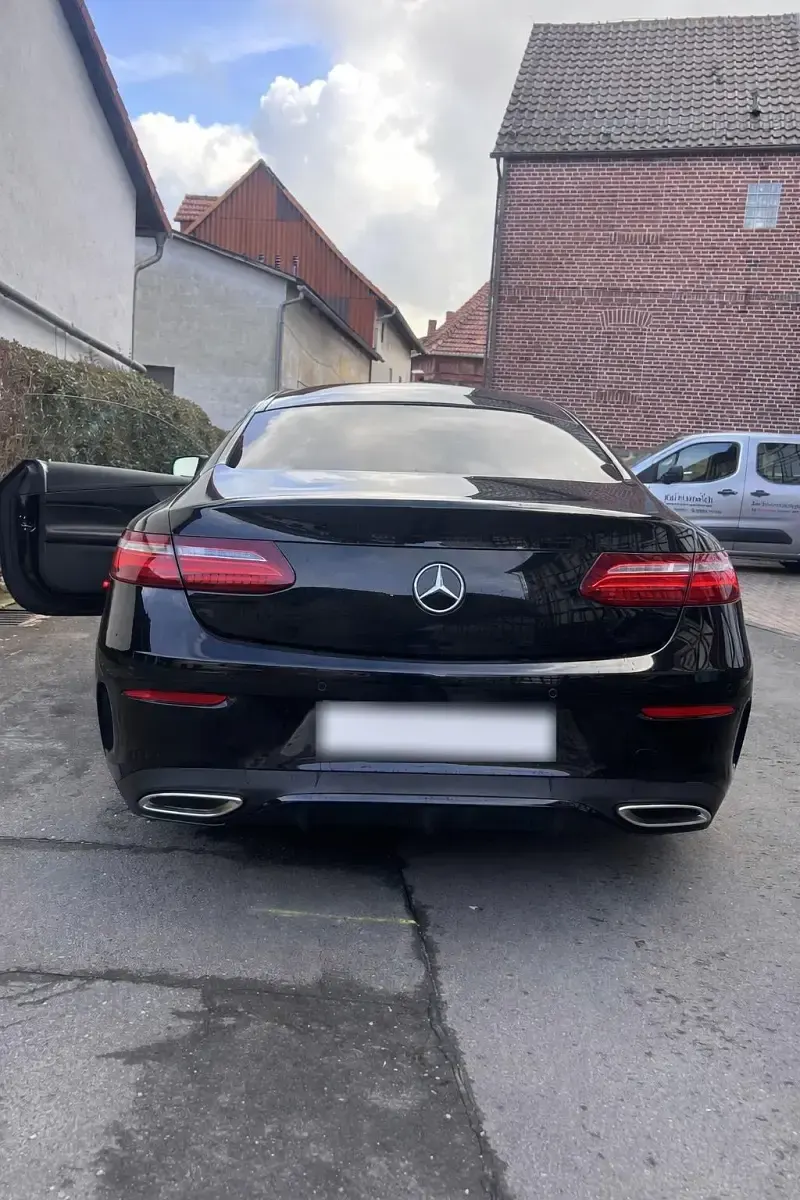 Gebraucht Mercedes E400 333 PS (244 kW) 2017 Schwarz Coupé