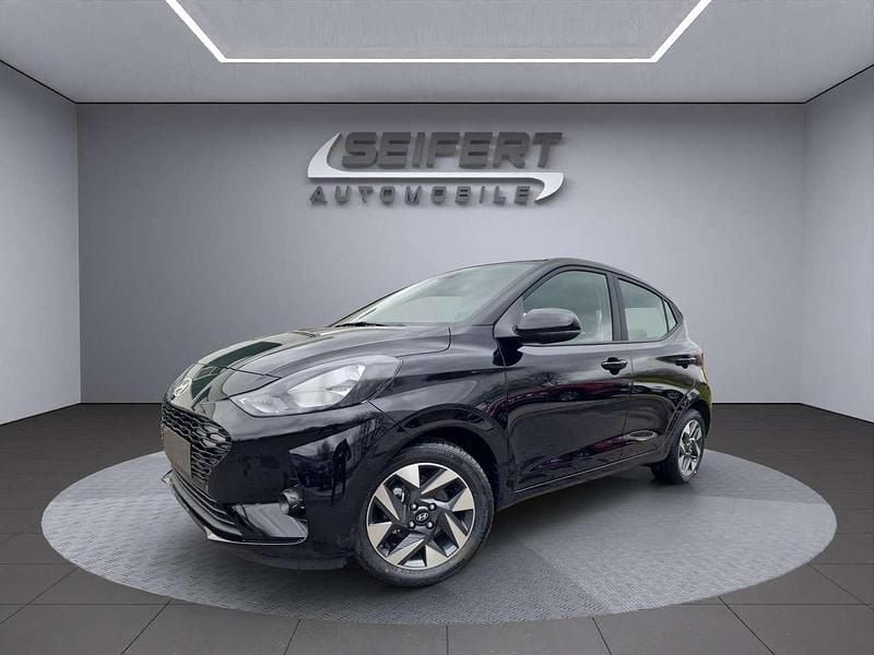 Neu Hyundai i10 Trend 63 PS (46 kW) 2025 Phantom black / met Kleinwagen