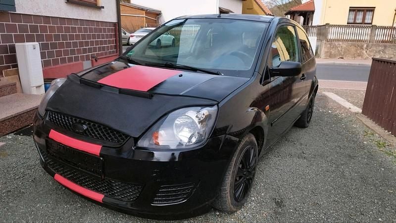 Gebraucht Ford Fiesta 65 PS (47 kW) 2007 Schwarz Kleinwagen