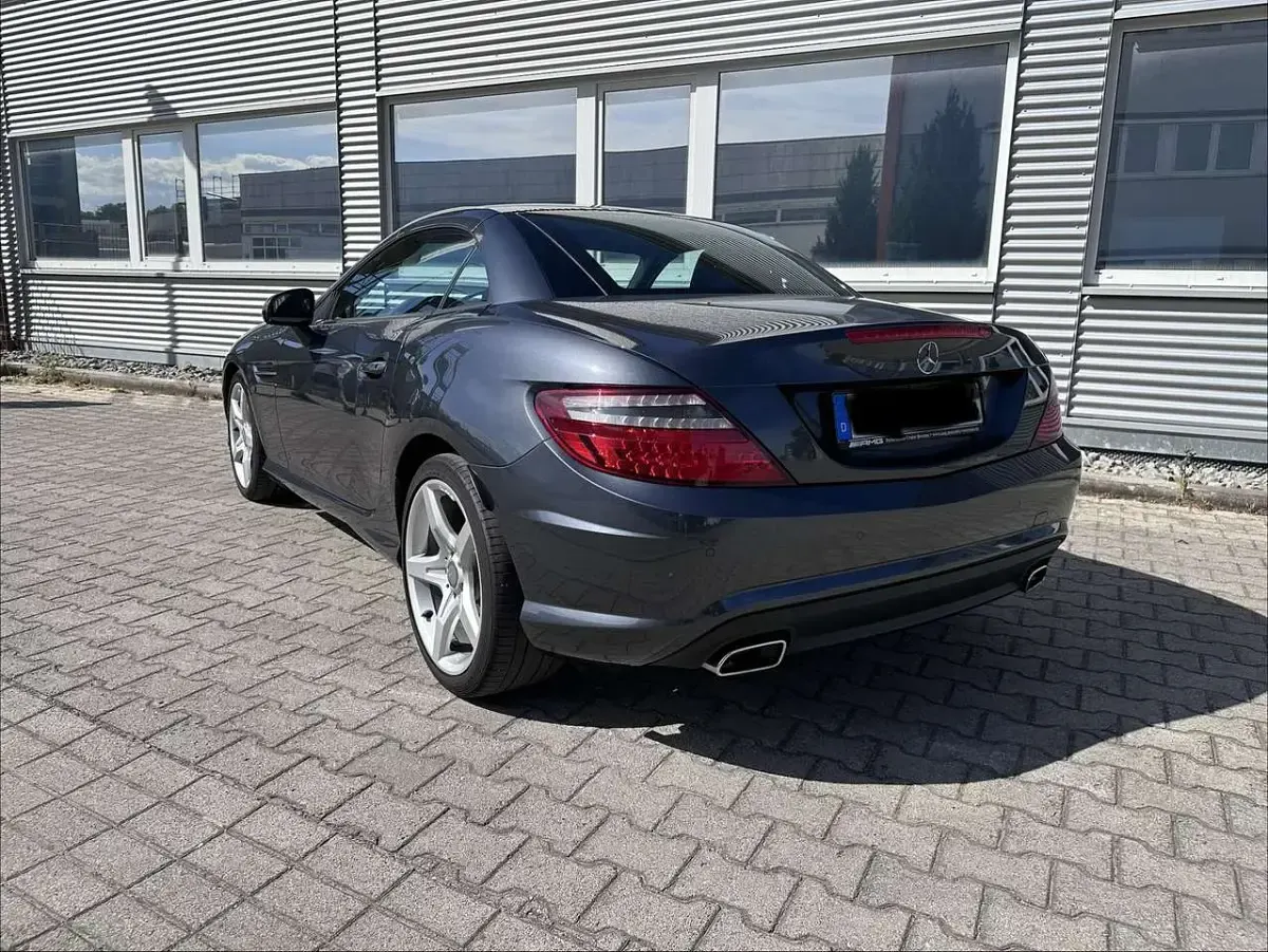 Gebraucht Mercedes SLK200 Sport 184 PS (135 kW) 2013 Grau Cabrio