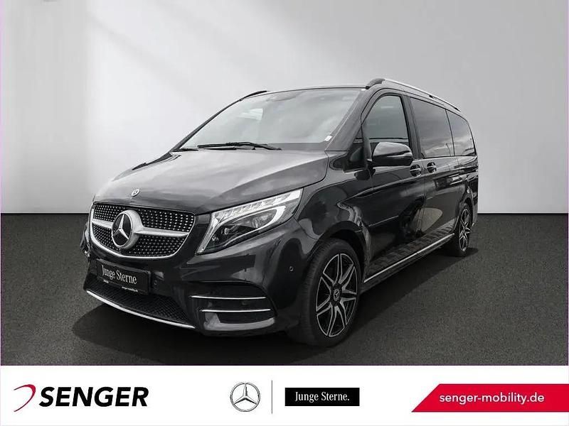 Grau Gebraucht 2020 Mercedes V300 Avantgarde Van / Kleinbus | 60.350 € (Teuer) - Bild 1/1