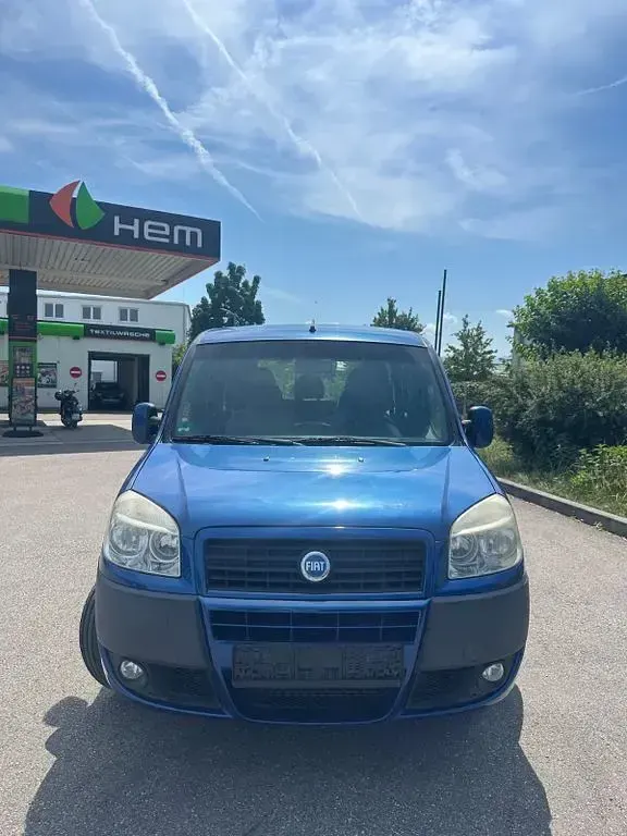 Gebraucht Fiat Doblò Dynamic 84 PS (61 kW) 2006 Blau Van / Kleinbus